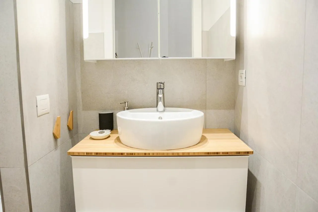 Mysa Properties - Bilocale In Zona Porta Romana Mediolan Włochy