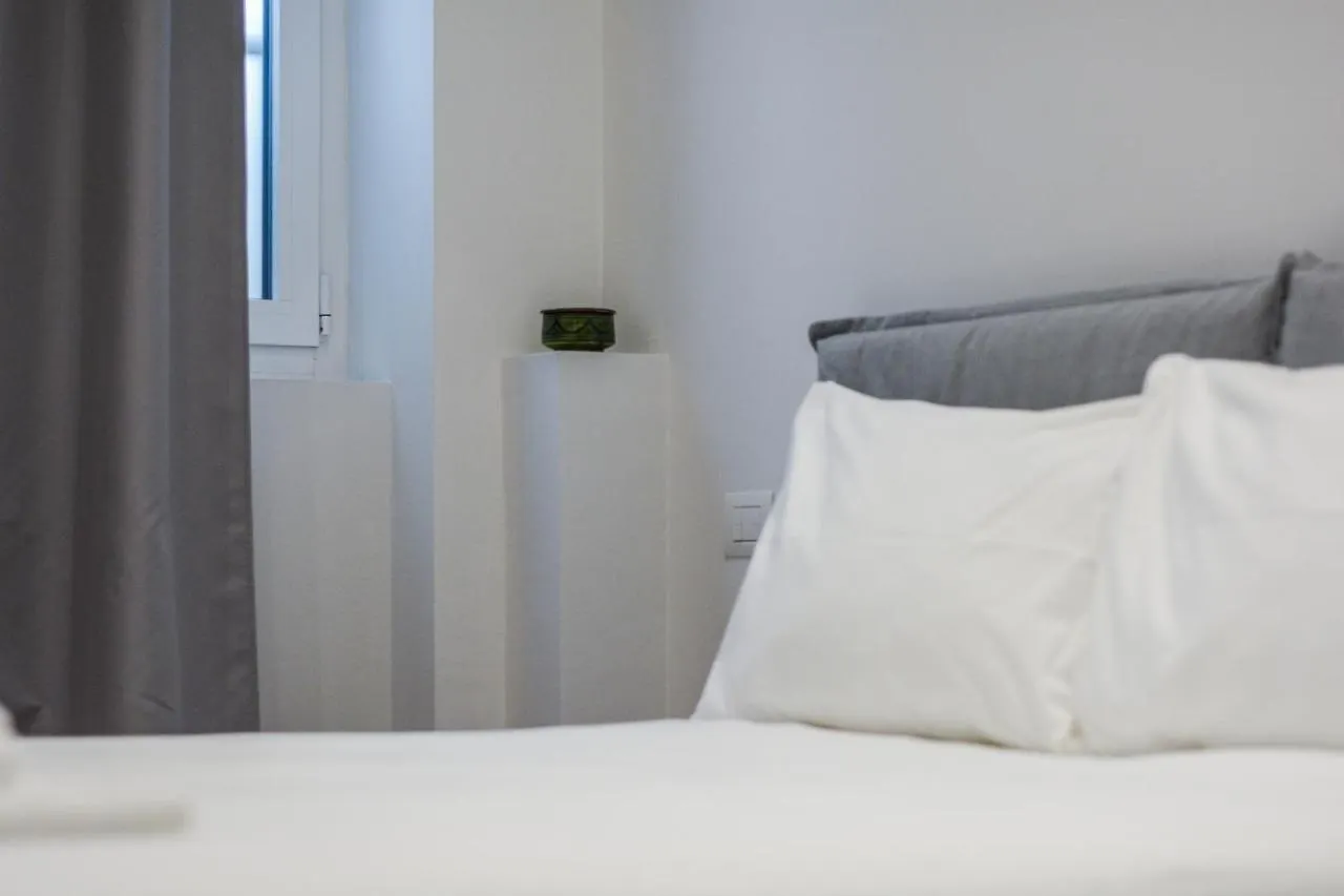 Mysa Properties - Bilocale In Zona Porta Romana Mediolan 0*,